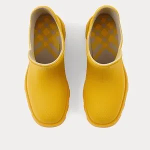 Burberry | Shoes | Authentic Burberry Textured Ankle Boots  display picture 2